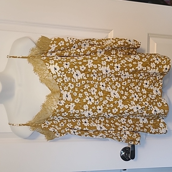 KEILY Cotton Blend Floral Print Off-the-Shoulder blouse top Size Small NWT - Picture 3 of 7